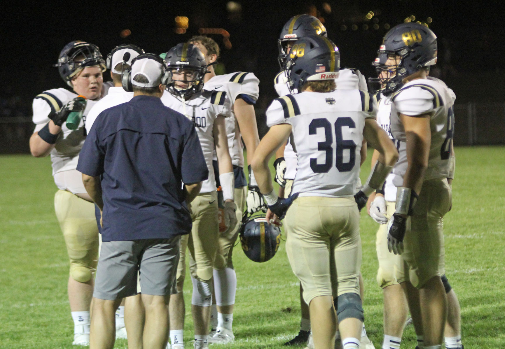 Baraboo huddle